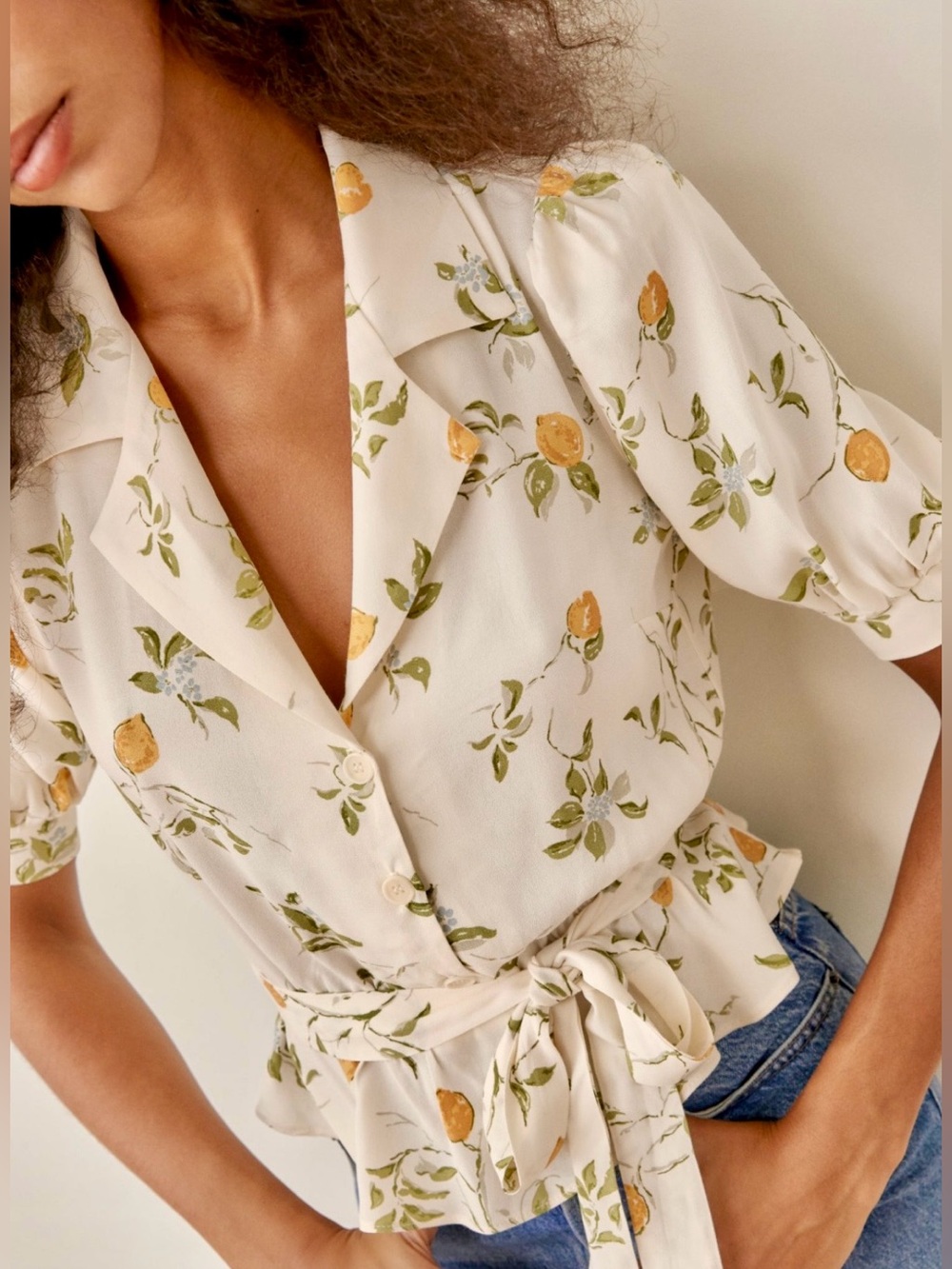 Reformation Cream Lemon-Print Tie-Waist Button Down Short-Sleeve Blouse, sz 4